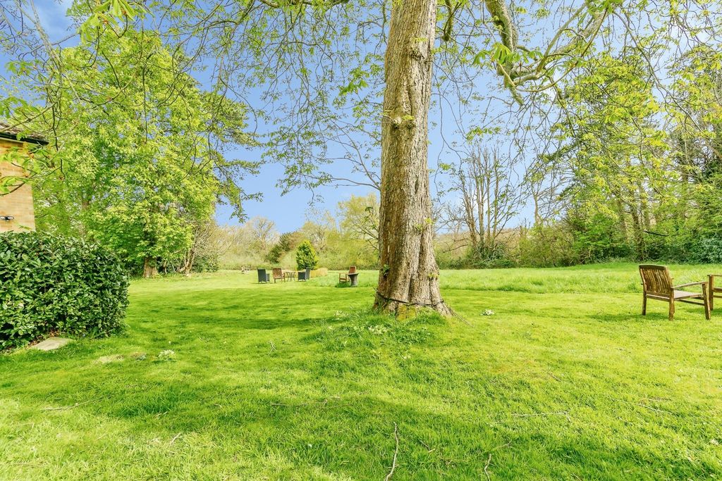 Property photo 3 of 15 Pbox-Img.Jpg