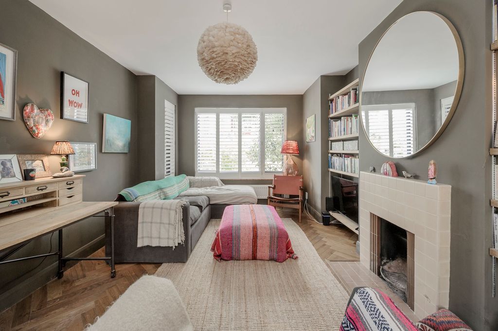 Property photo 3 of 20 Reception Room