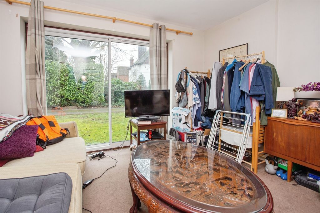 Property photo 3 of 13