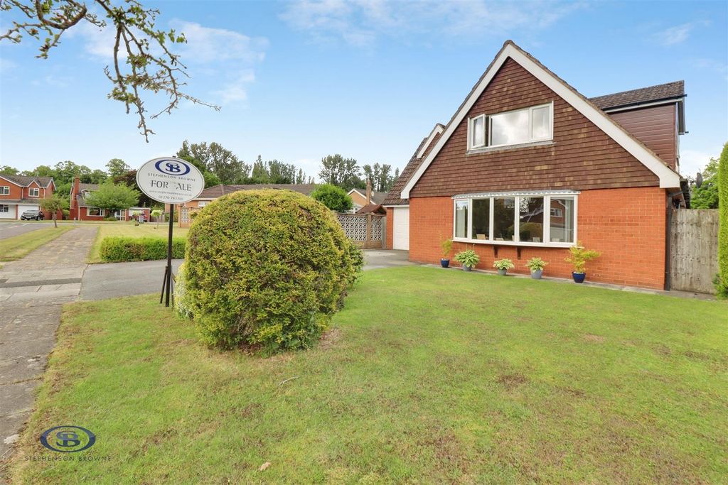 Property photo 1 of 40