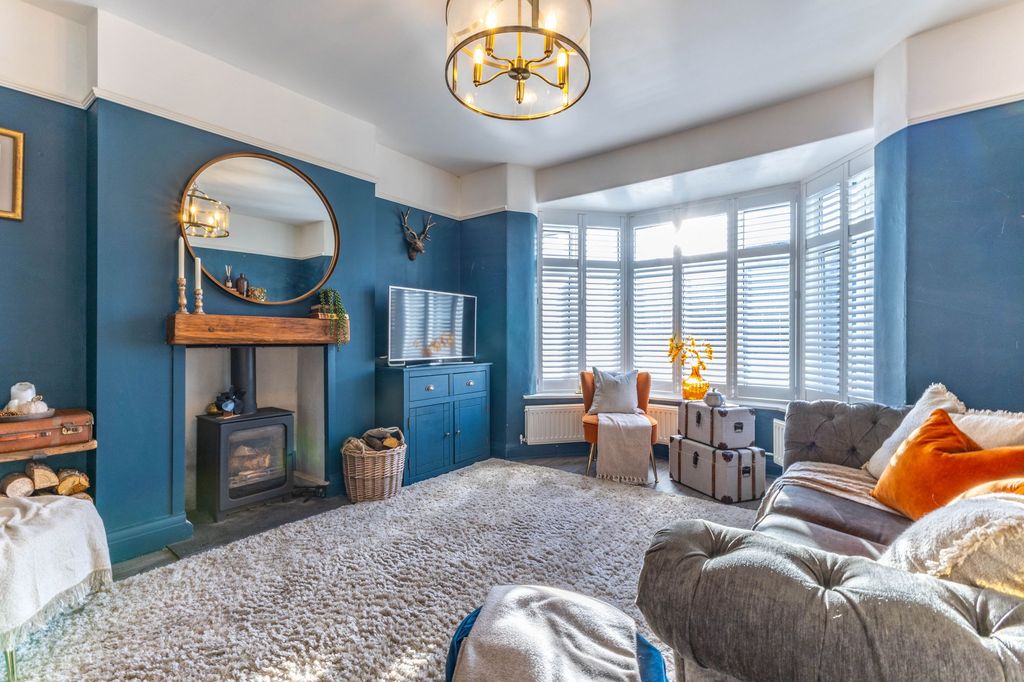 Property photo 3 of 30