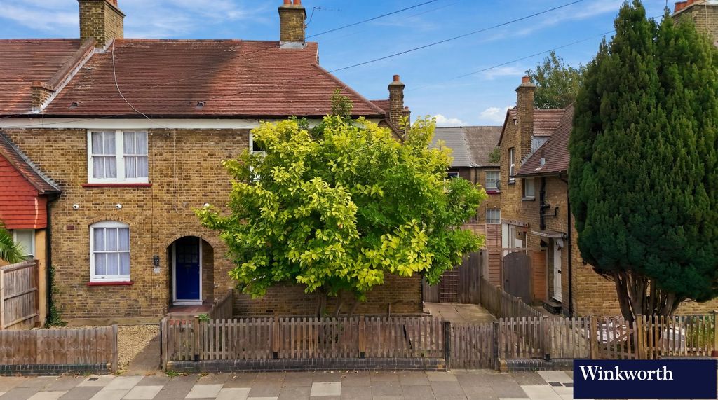 Property photo 1 of 27 Picture No. 24