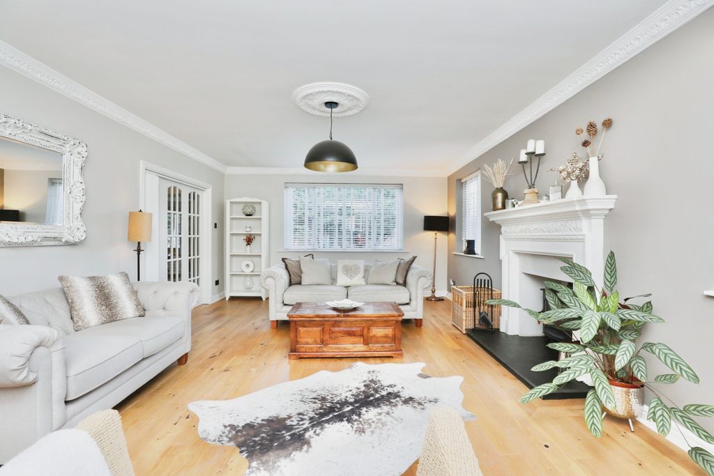 Property photo 2 of 24 8G9A83452