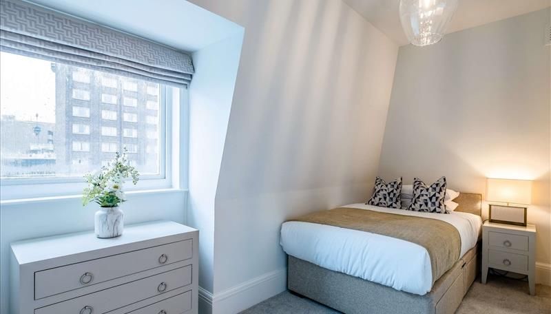 Property photo 3 of 8 4th Bedrooom,.Jpg