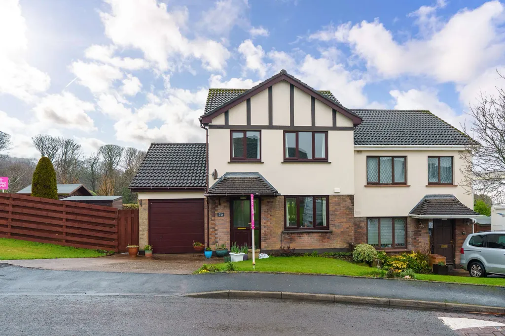 Property photo 1 of 24