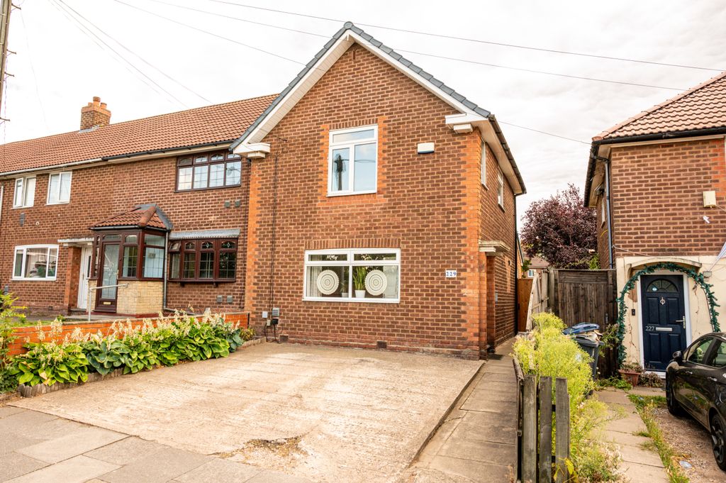 Property photo 2 of 26 01