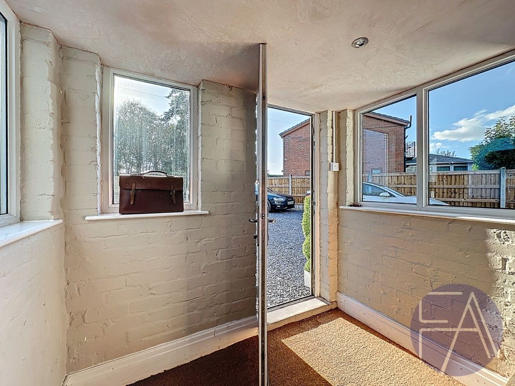 Property photo 2 of 33 4569134