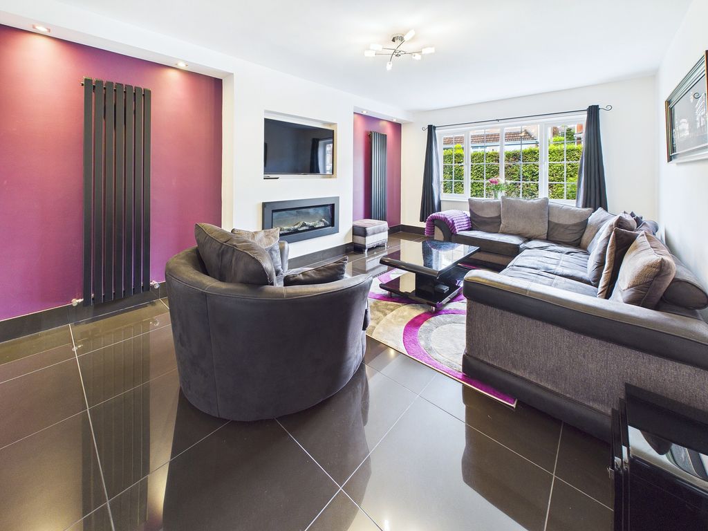 Property photo 3 of 64