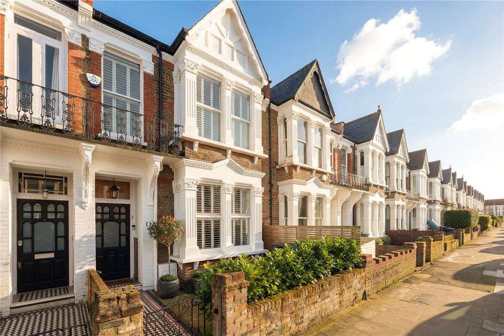 Property photo 1 of 21 Picture No. 01