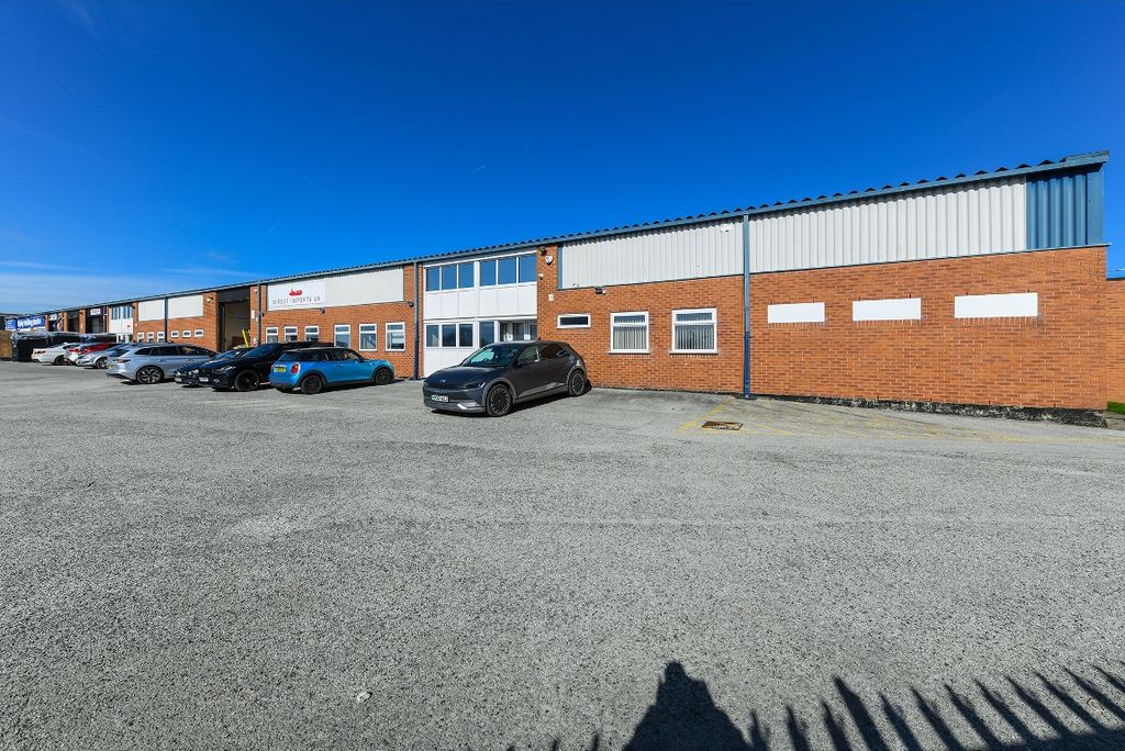 Property photo 2 of 5