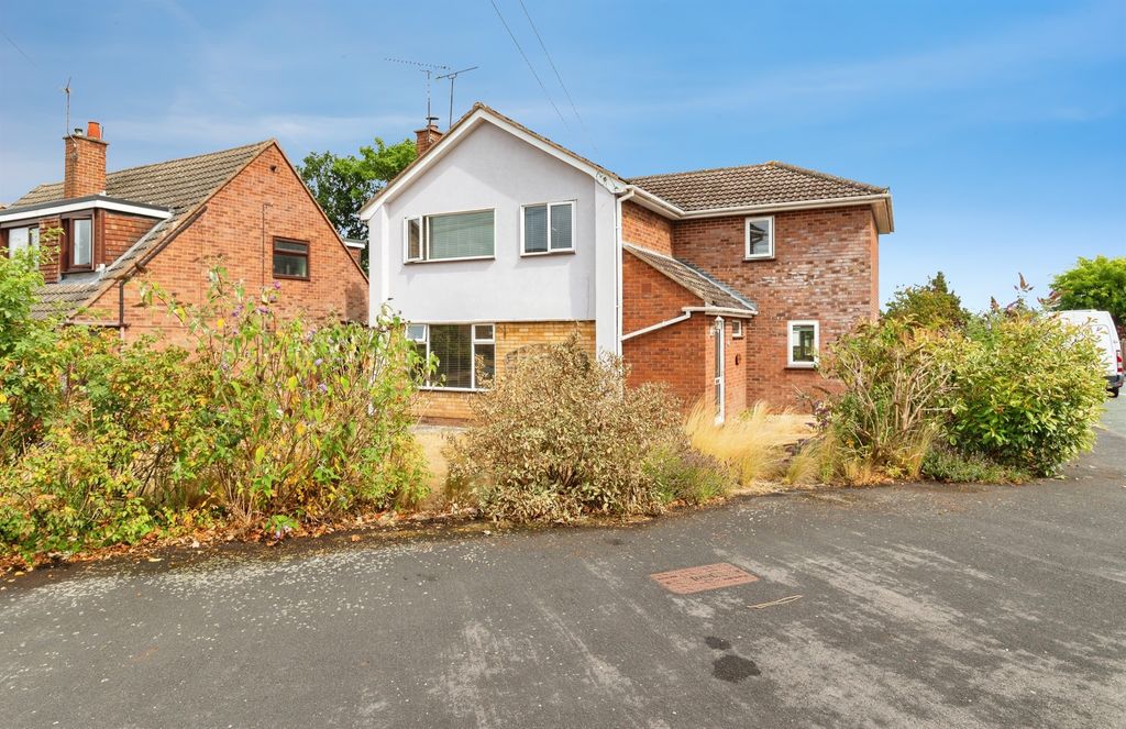 Property photo 1 of 13