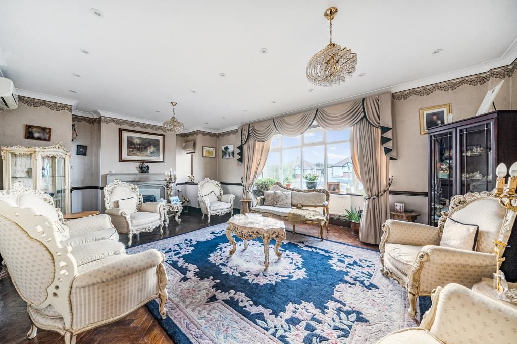 Property photo 2 of 15 Living Room