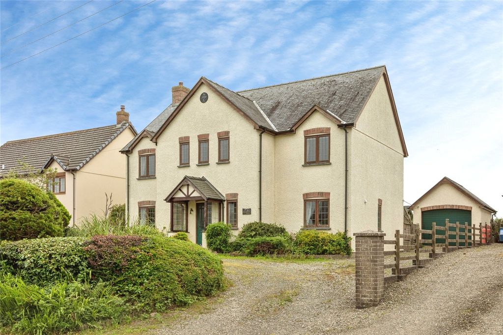 Property photo 1 of 32 Picture No. 33