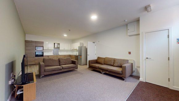 Property photo 2 of 19 8740095.Jpg