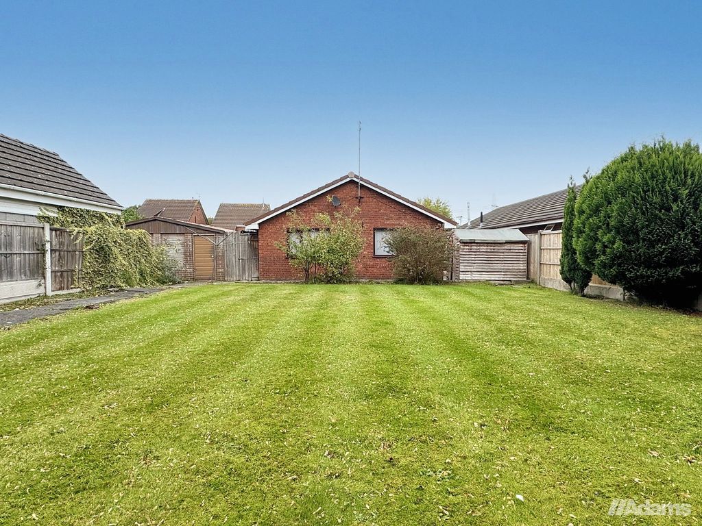 Property photo 2 of 18