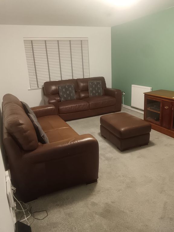 Property photo 1 of 3