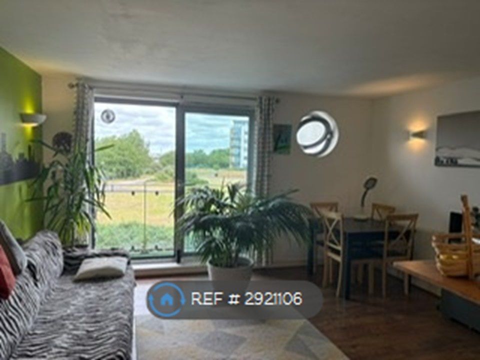 Property photo 3 of 21