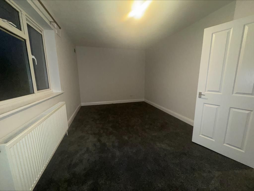 Property photo 3 of 7 Bedroom