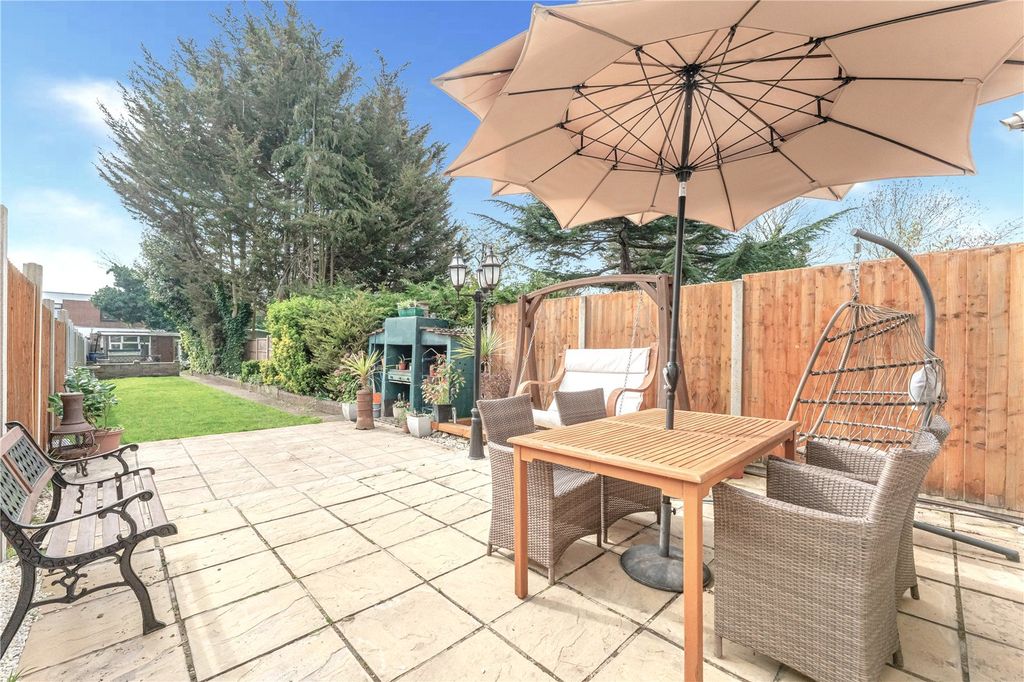 Property photo 2 of 19 Picture No. 27