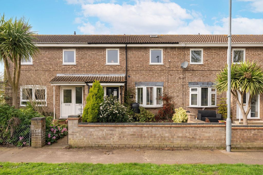 Property photo 3 of 17