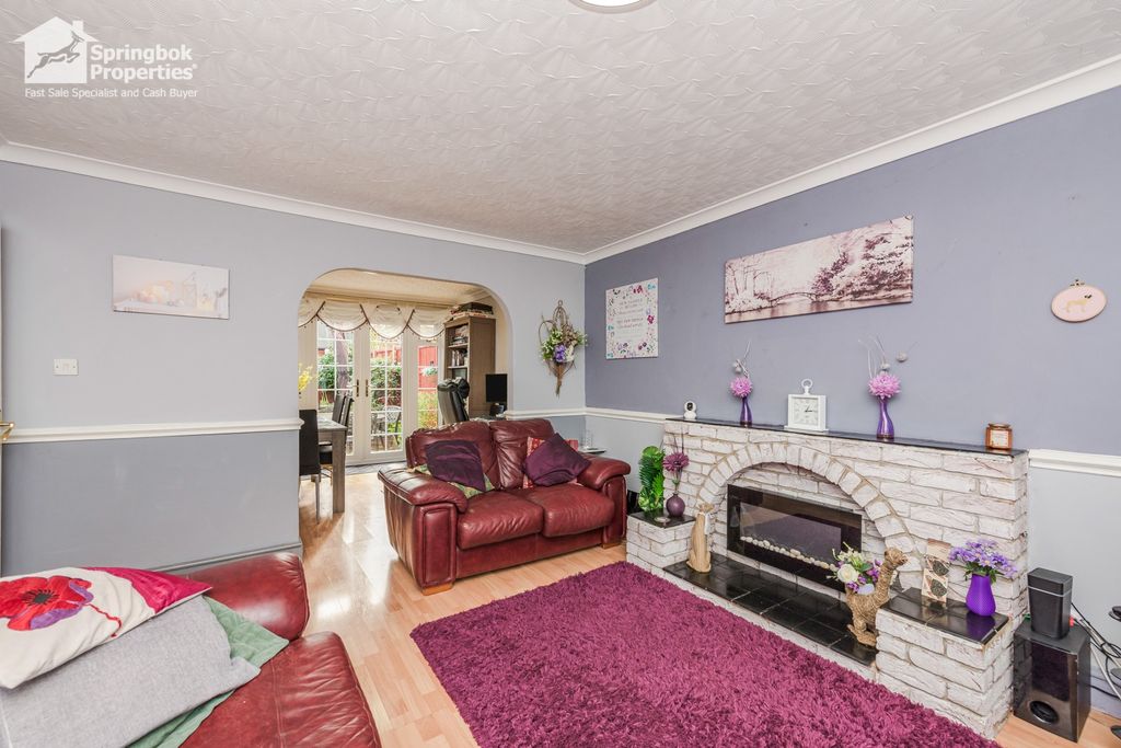 Property photo 3 of 14 Image 2