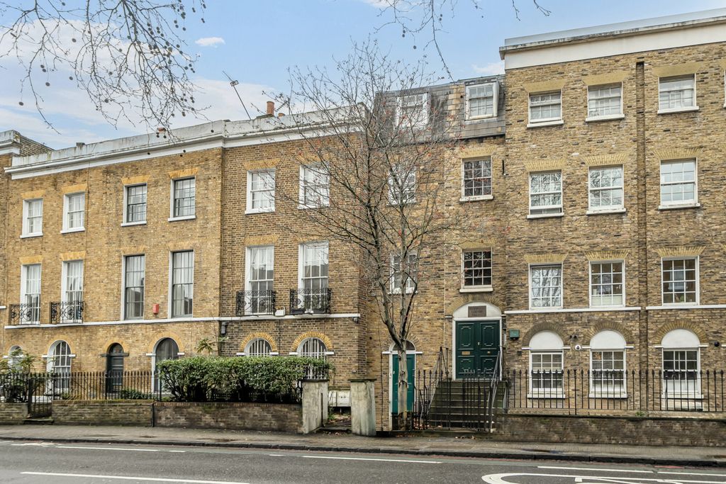 Property photo 2 of 20 1396817-20-6980A8...