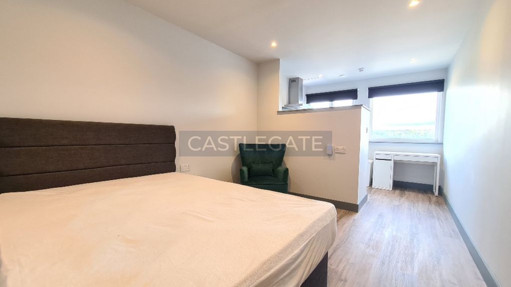 Property photo 2 of 10 Renaissance Works, Room 115, New Street, Huddersfield, West Yorkshire, HD1 2Ud