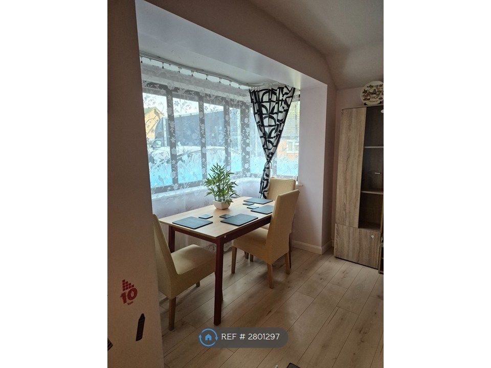 Property photo 2 of 25 Dining Area