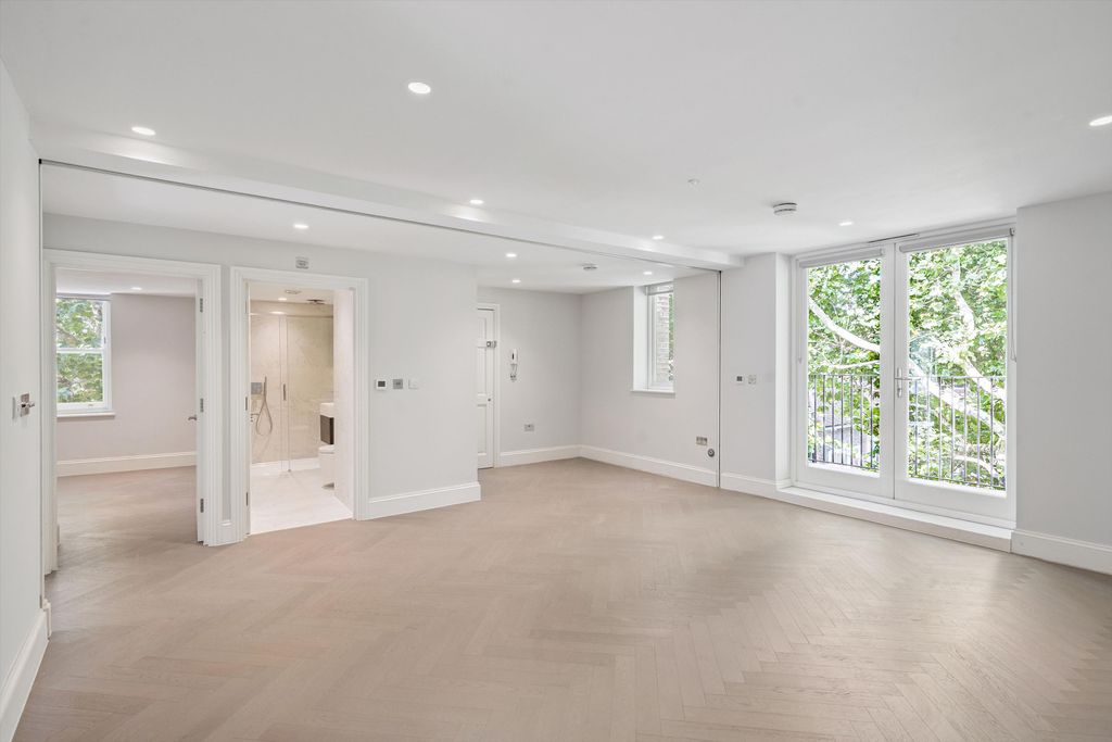 Property photo 3 of 15 Image