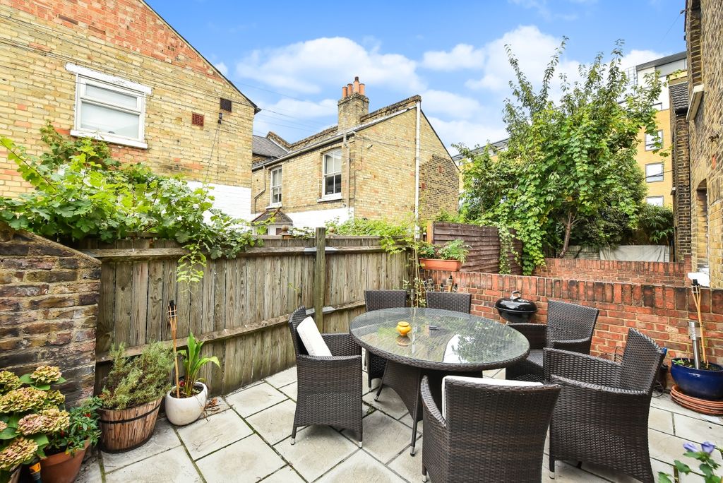 Property photo 1 of 5 355994 (4)c