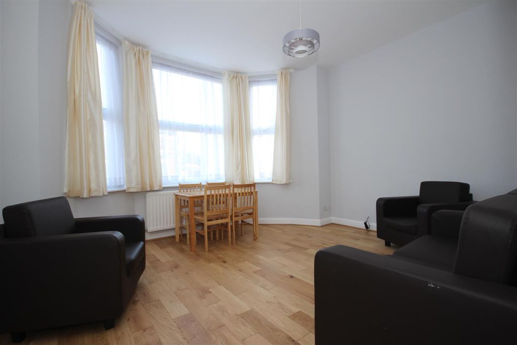 Property photo 1 of 4