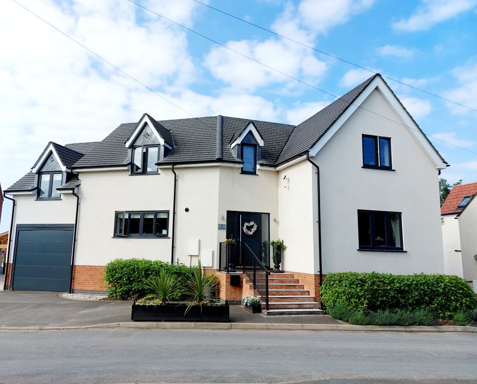 Property photo 1 of 36