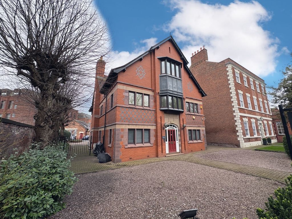 Property photo 3 of 14 Photo 8