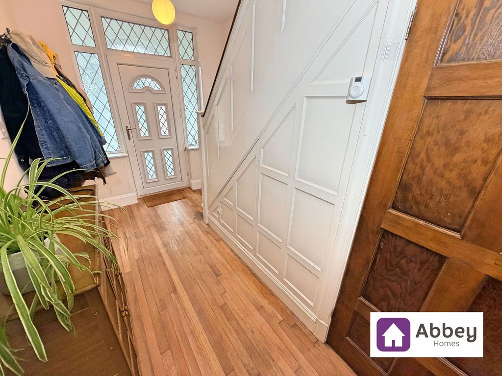 Property photo 3 of 25 Hallway