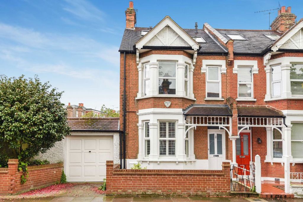 Property photo 1 of 8