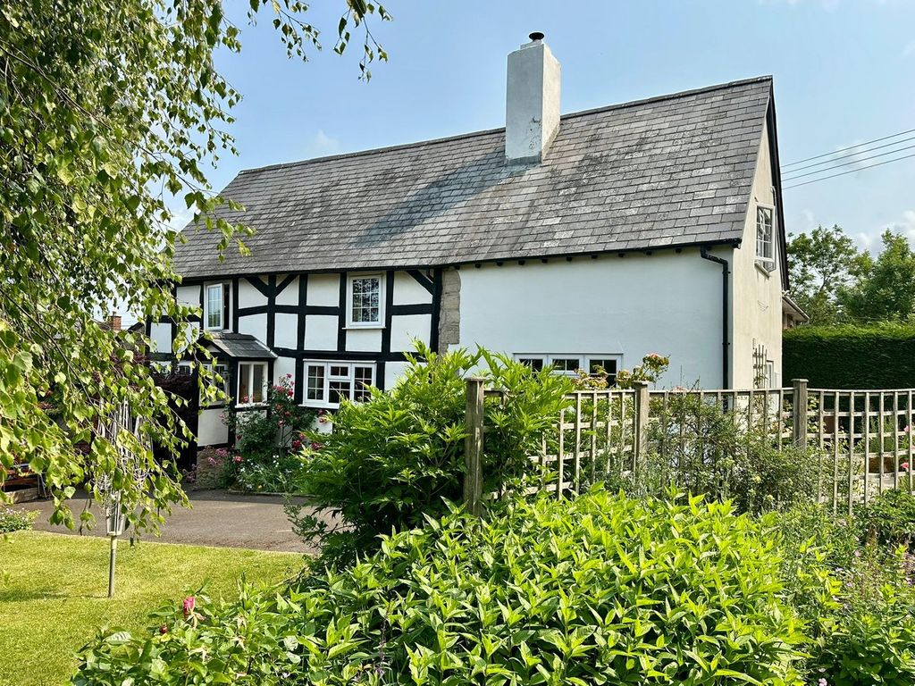Property photo 1 of 27