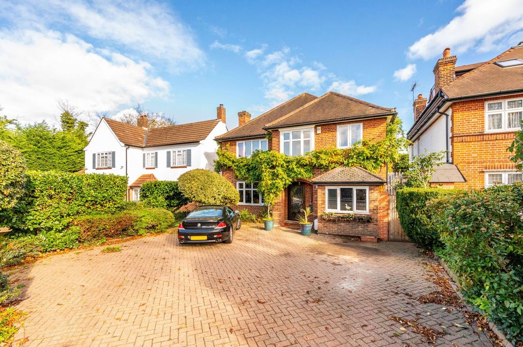 Property photo 1 of 13