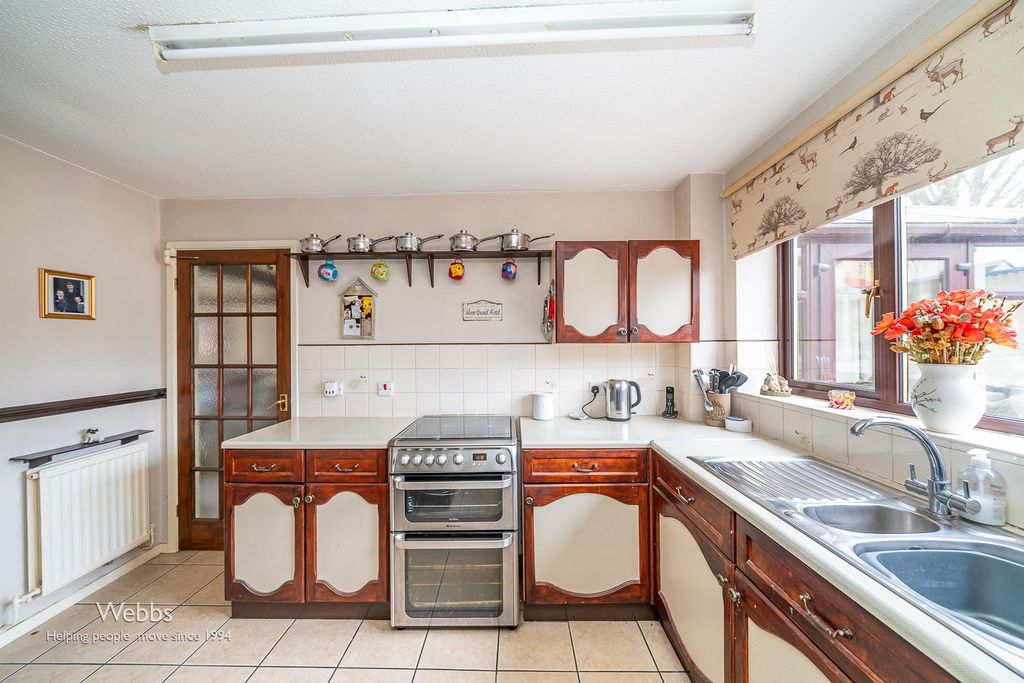 Property photo 3 of 24 Â© Webbs Estate Agents Â© (45 Of 71).Jpg