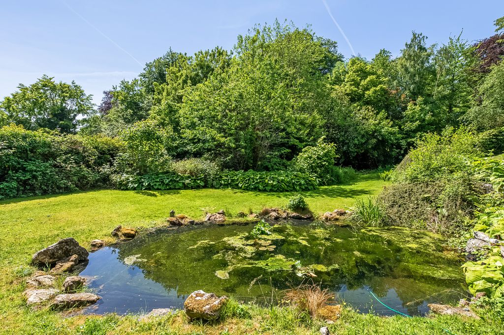 Additional image 16 of 3 bed flat for saleBroadway, Oxted RH8