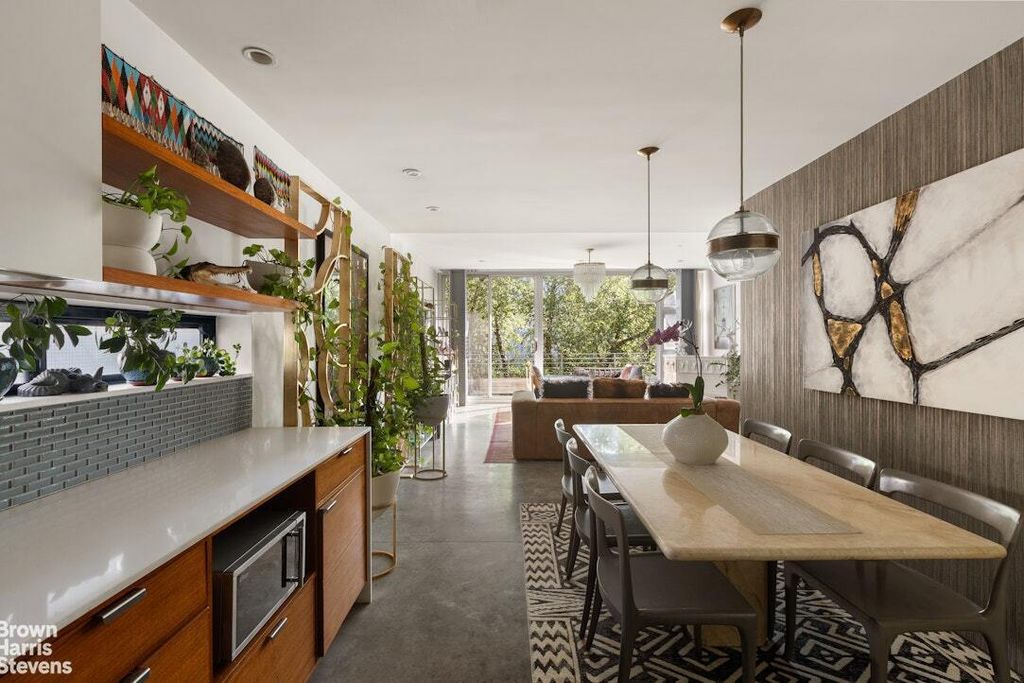 Property photo 3 of 12 <Alttext/>