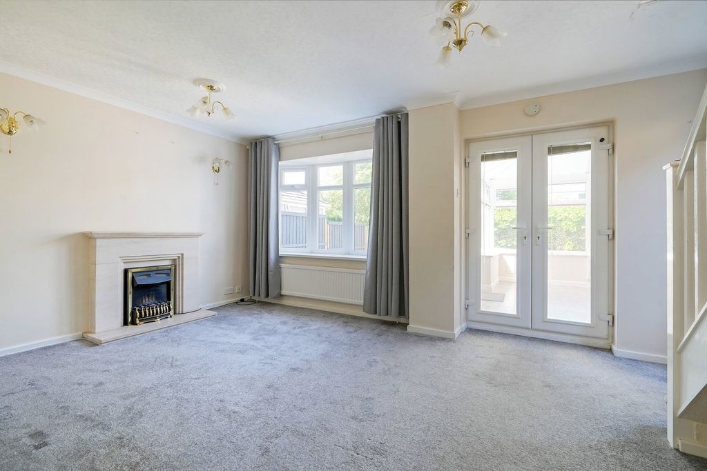 Property photo 3 of 21