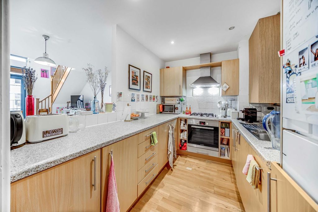 Property photo 3 of 11 Hunters__Flat_21_City_Plaza-9.Jpg