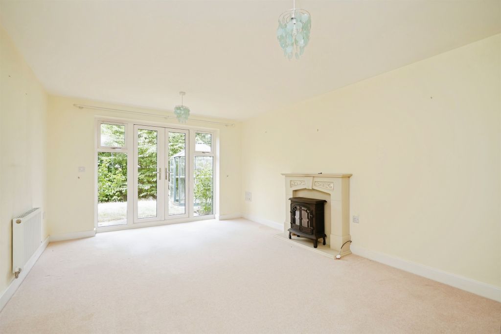 Property photo 3 of 20