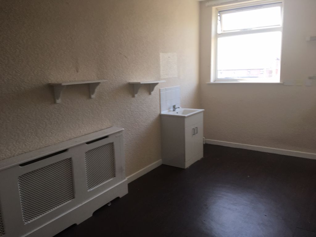 Property photo 2 of 3