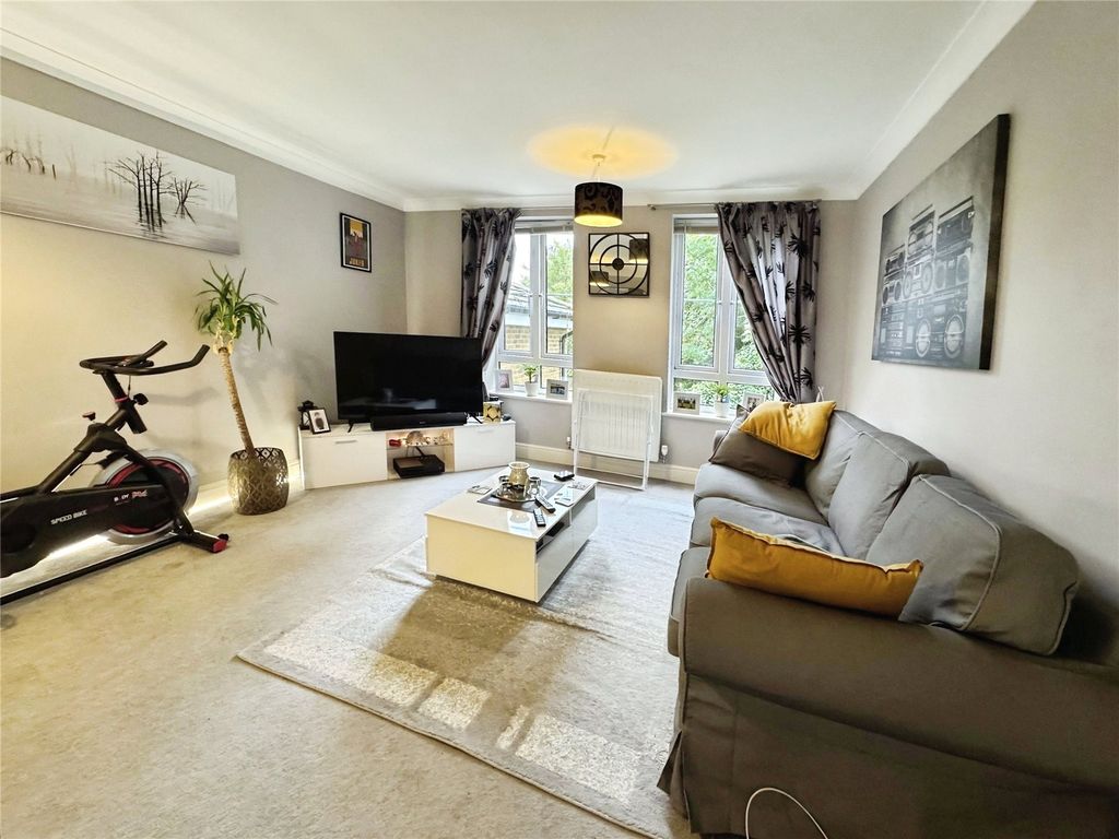 Property photo 1 of 5 Picture No. 13