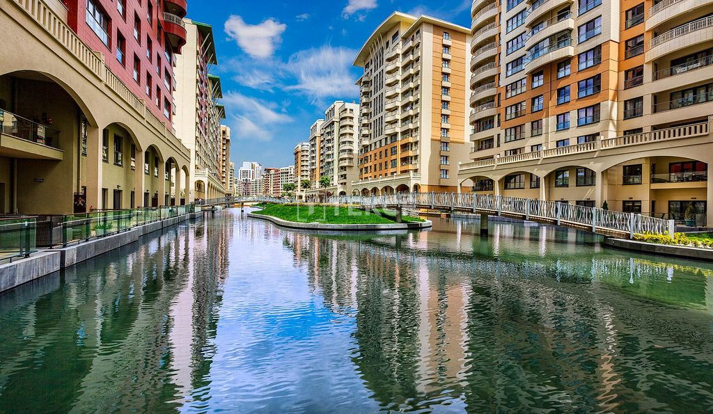 Property photo 3 of 37