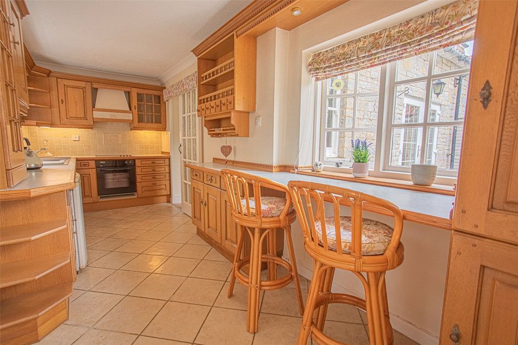 Property photo 2 of 16 Picture No. 03