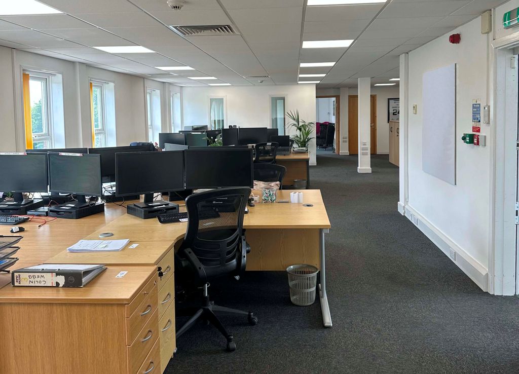 Property photo 3 of 4