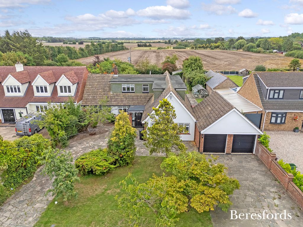 Property photo 1 of 45 Picture No. 07