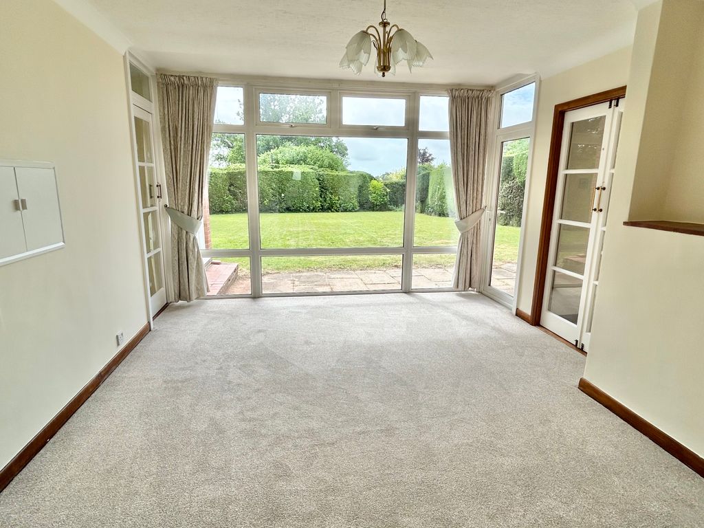 Property photo 3 of 25